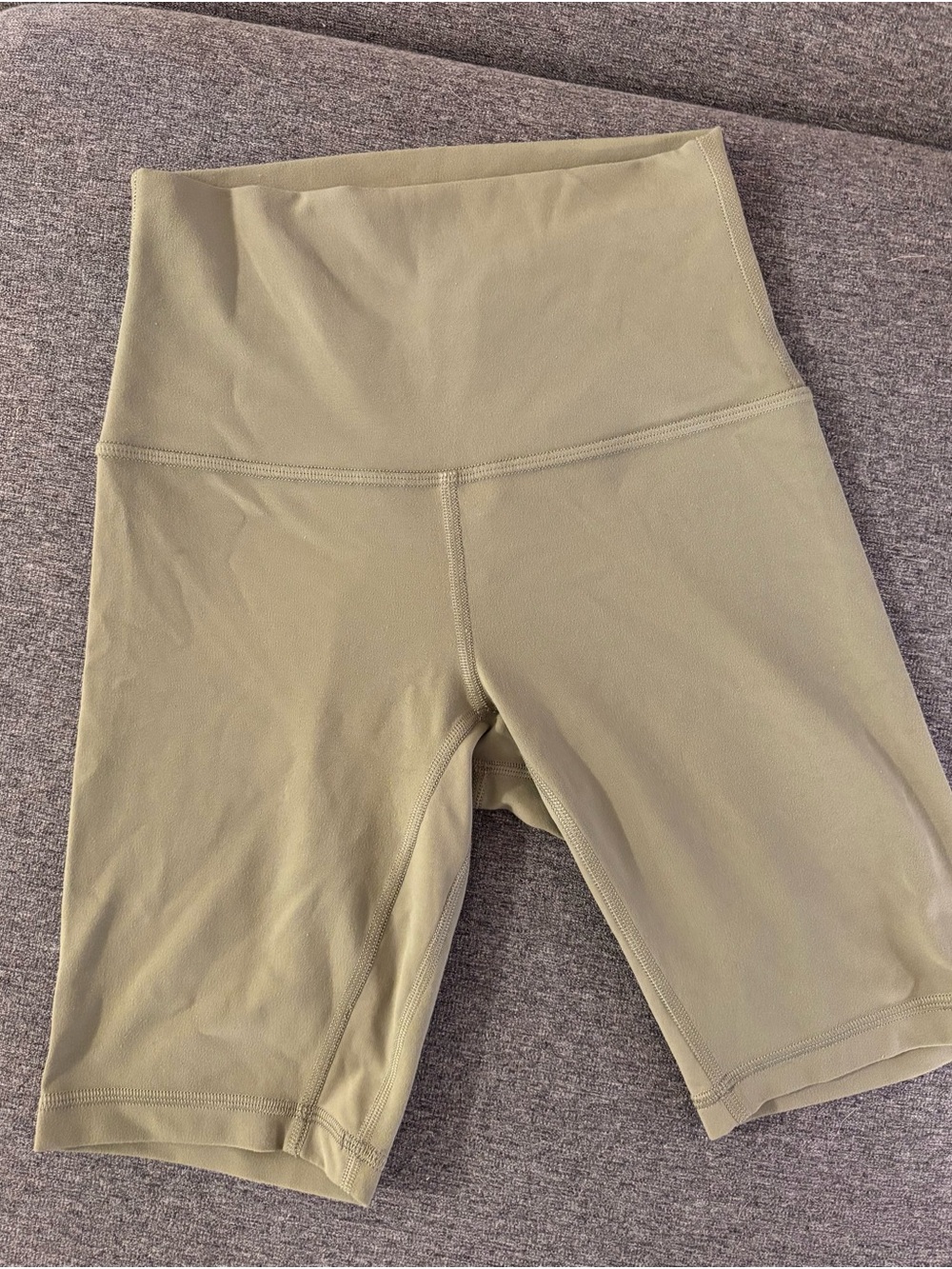 lululemon rosemary Green High-Waist Bike Shorts 6” - Picture 2 of 3